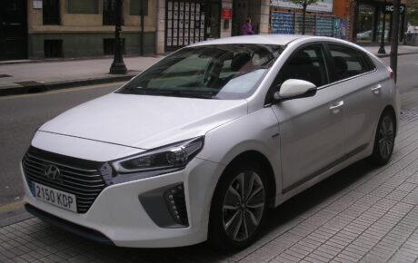 Hyundai Ioniq 1.6 Gdi Hybrid 141cv