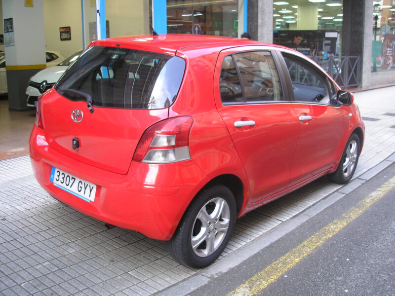 Toyota Yaris 1.3 Vvt-i 5p 100cv