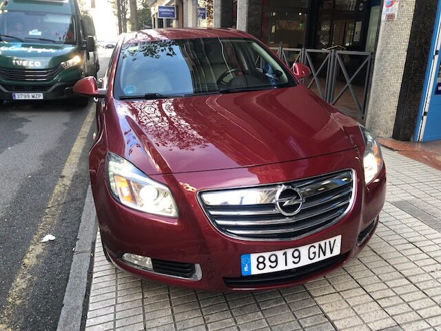 Opel Insignia 2.0 Turbo Sedan 220cv