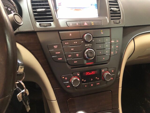 Opel Insignia 2.0 Turbo Sedan 220cv