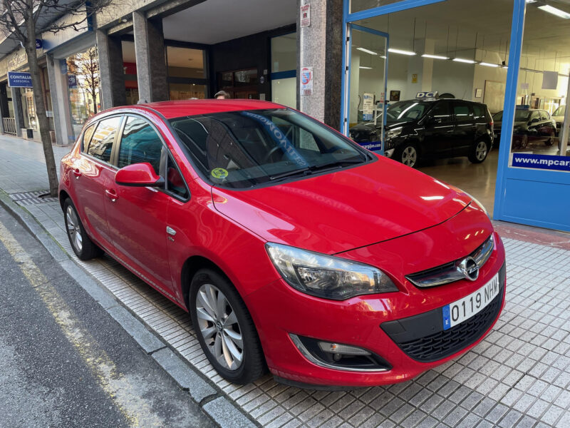 Opel Astra 1.7 Cdti 5p 131cv