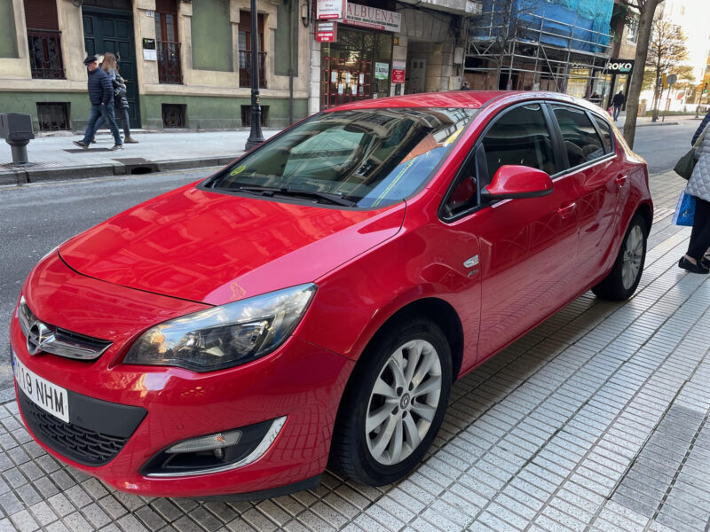 Opel Astra 1.7 Cdti 5p 131cv