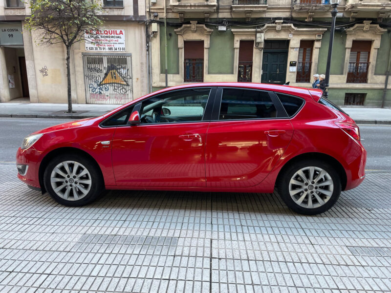 Opel Astra 1.7 Cdti 5p 131cv