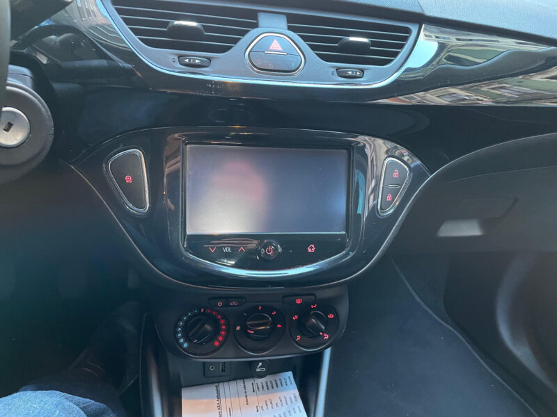 Opel Corsa 1.4 Selective 5p 90cv