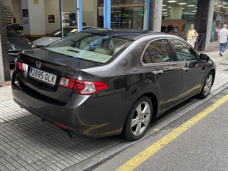 Honda Accord 2.0 I-Vtec Executive 4p 156cv
