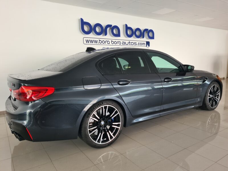 BMW M5 COMPETITION