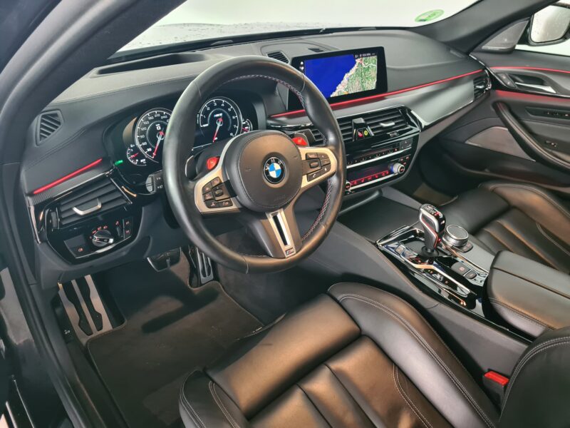 BMW M5 COMPETITION