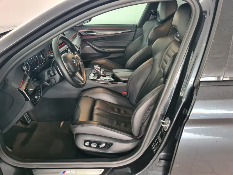 BMW M5 COMPETITION