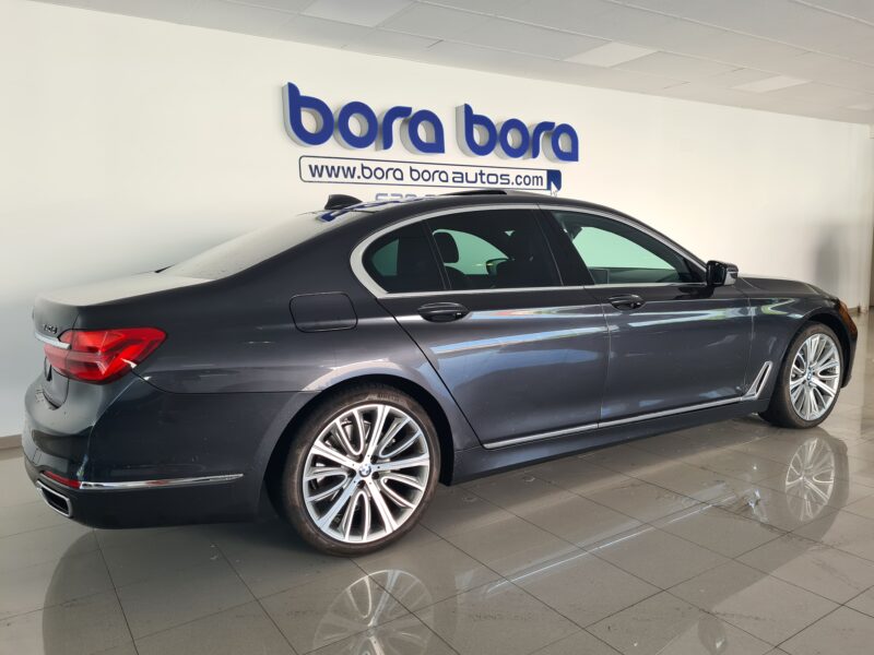 BMW 740D XDRIVE