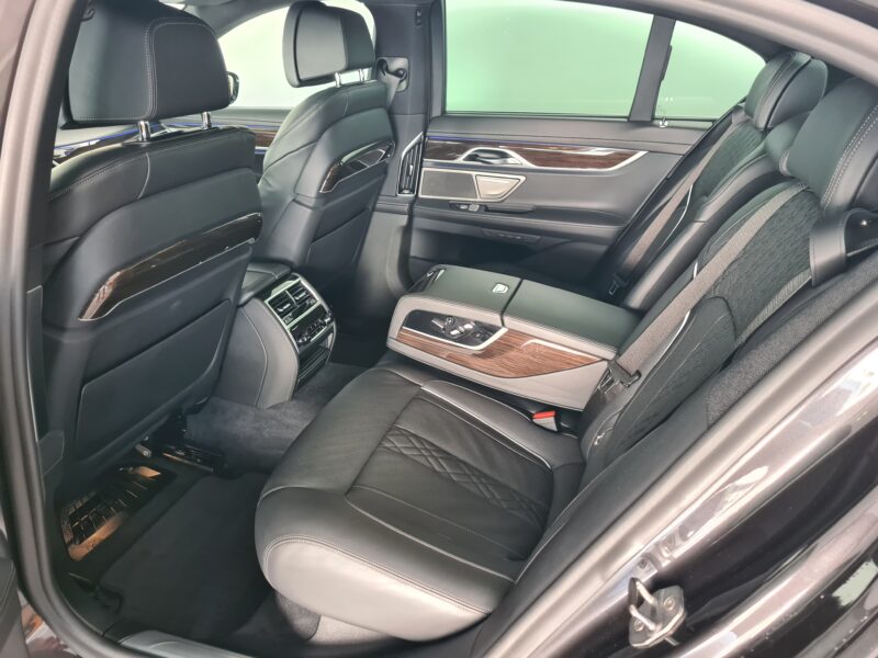 BMW 740D XDRIVE