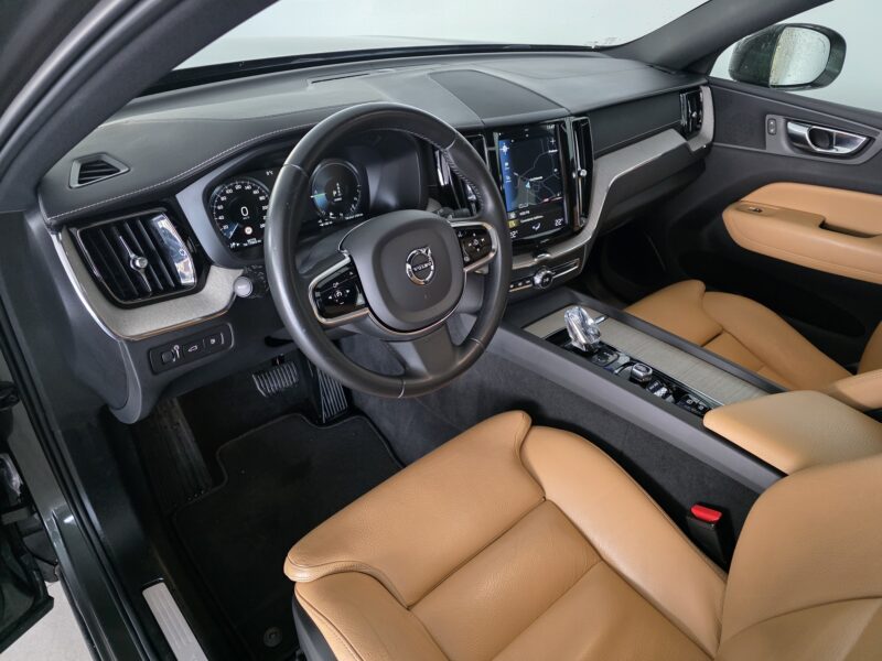 VOLVO XC60 T8 INSCRIPTION
