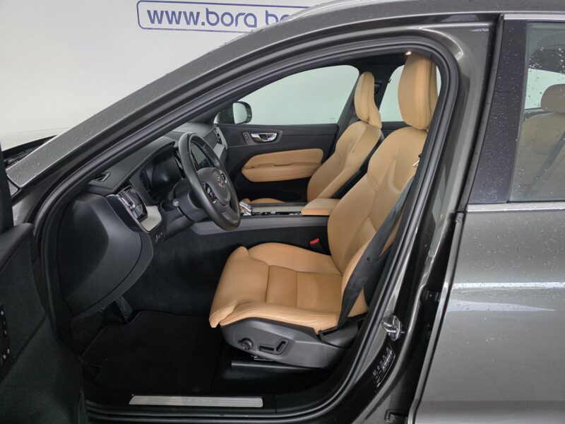 VOLVO XC60 T8 INSCRIPTION