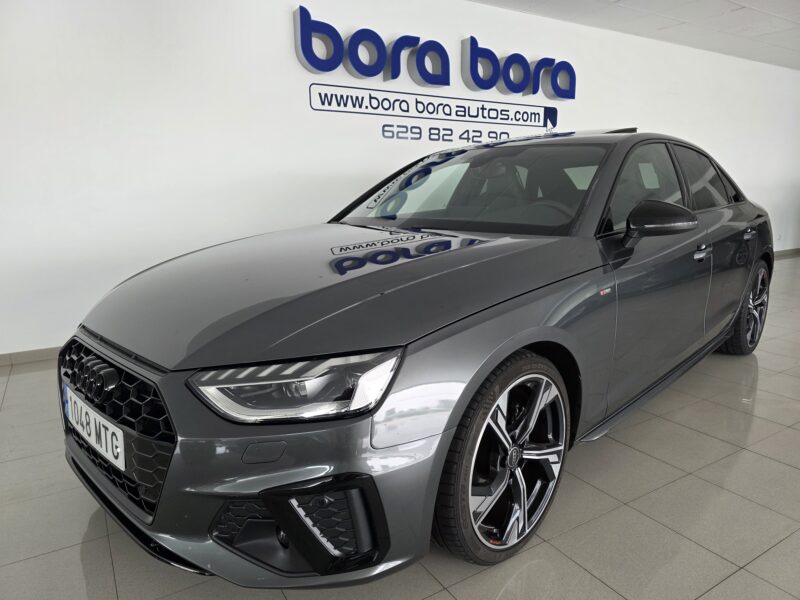 AUDI A4 BLACK/LINE S/LINE