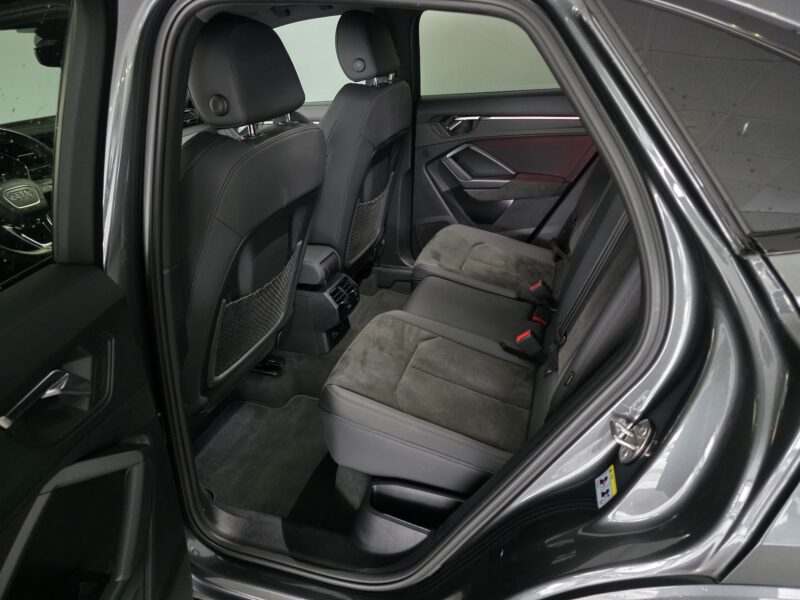 AUDI RSQ3 SPORTBACK
