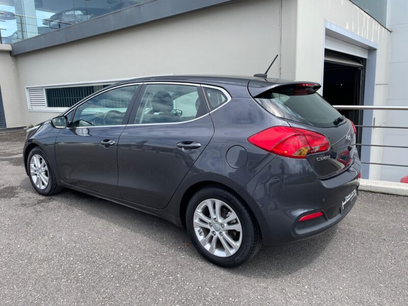 KIA Ceed 1.6 CRDI Maracaná