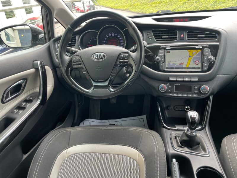 KIA Ceed 1.6 CRDI Maracaná