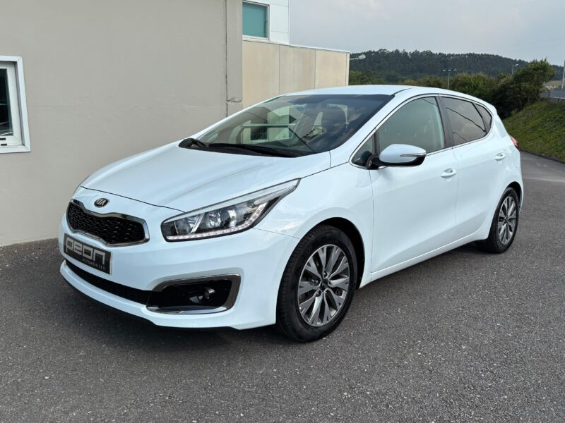 KIA Ceed 1.4 CRDI Tech 5p