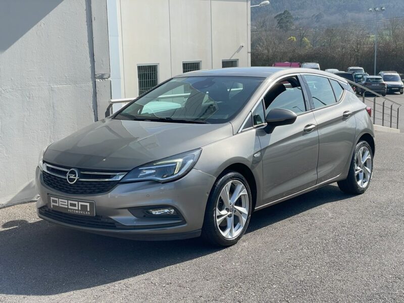 Opel Astra 1.6 CDTI Dynamics 5p