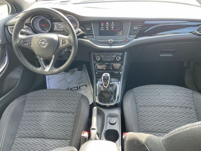 Opel Astra 1.6 CDTI Dynamics 5p