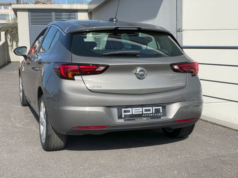 Opel Astra 1.6 CDTI Dynamics 5p