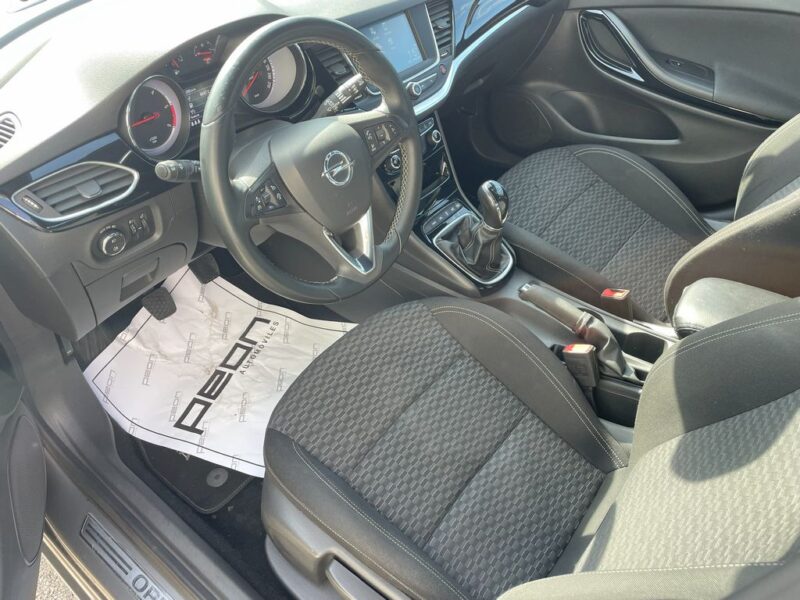 Opel Astra 1.6 CDTI Dynamics 5p