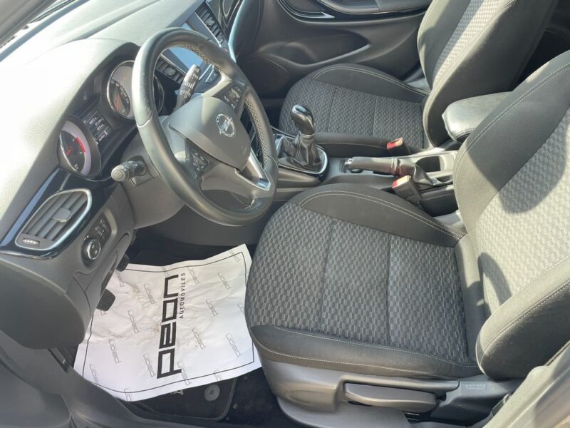 Opel Astra 1.6 CDTI Dynamics 5p