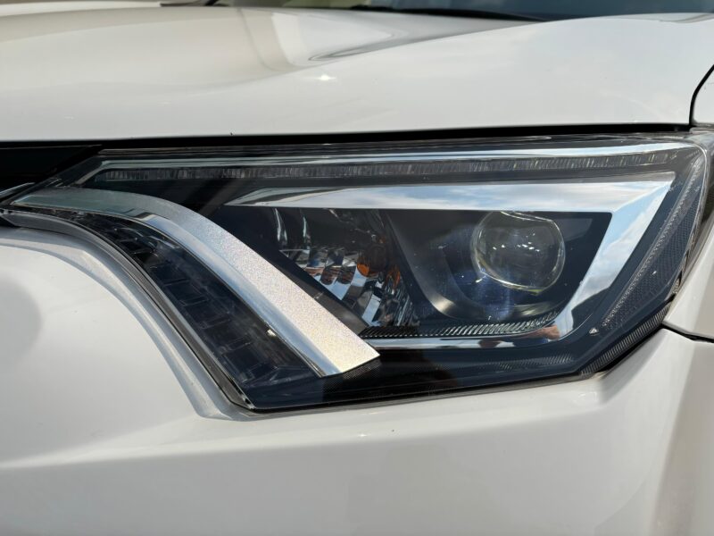 Toyota RAV4 2.5I Hybrid Advance