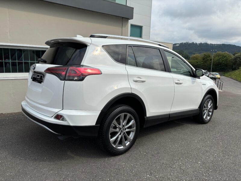 Toyota RAV4 2.5I Hybrid Advance
