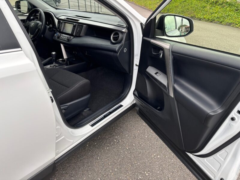 Toyota RAV4 2.5I Hybrid Advance