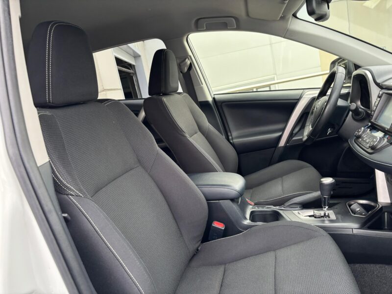 Toyota RAV4 2.5I Hybrid Advance