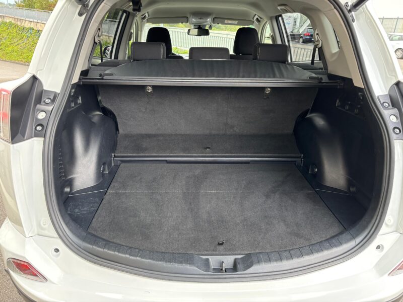 Toyota RAV4 2.5I Hybrid Advance