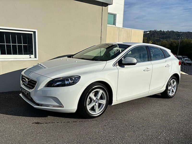 Volvo V40 D2 Momentum