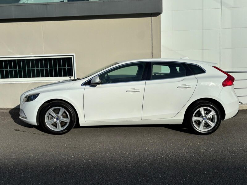 Volvo V40 D2 Momentum