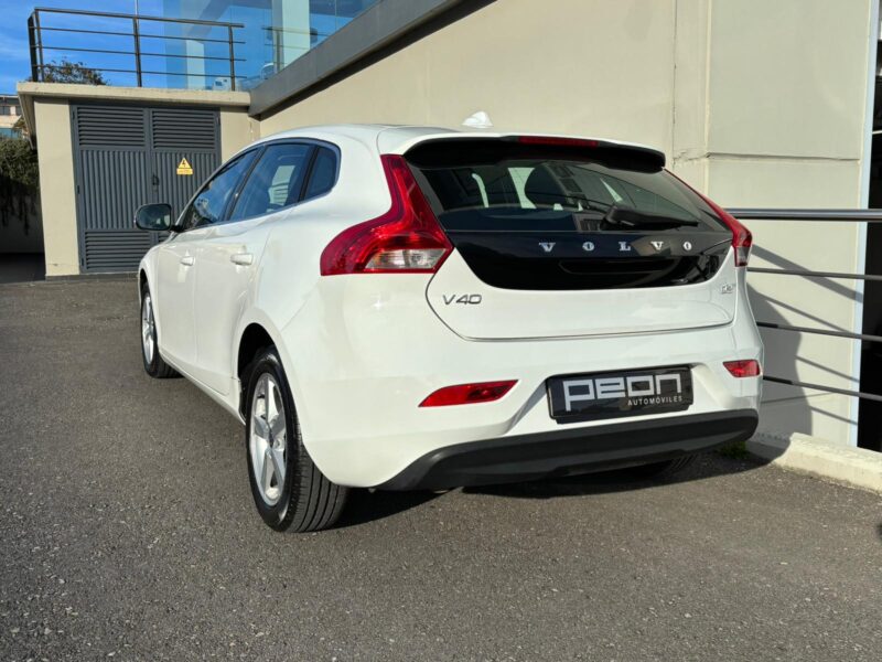 Volvo V40 D2 Momentum