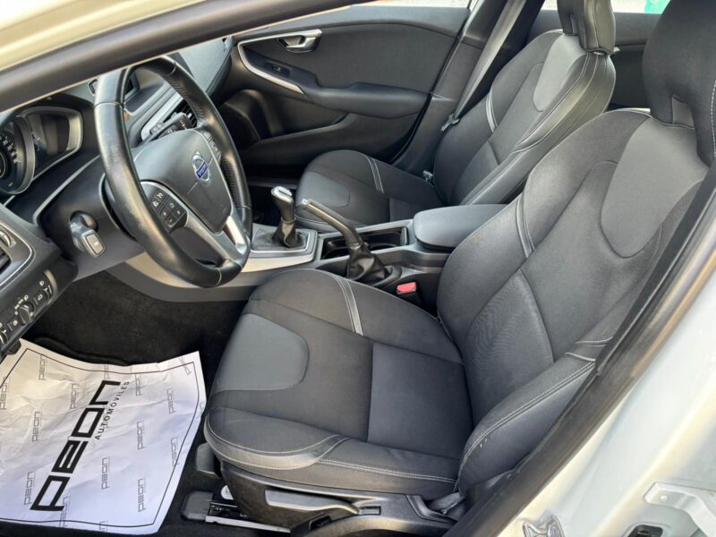 Volvo V40 D2 Momentum