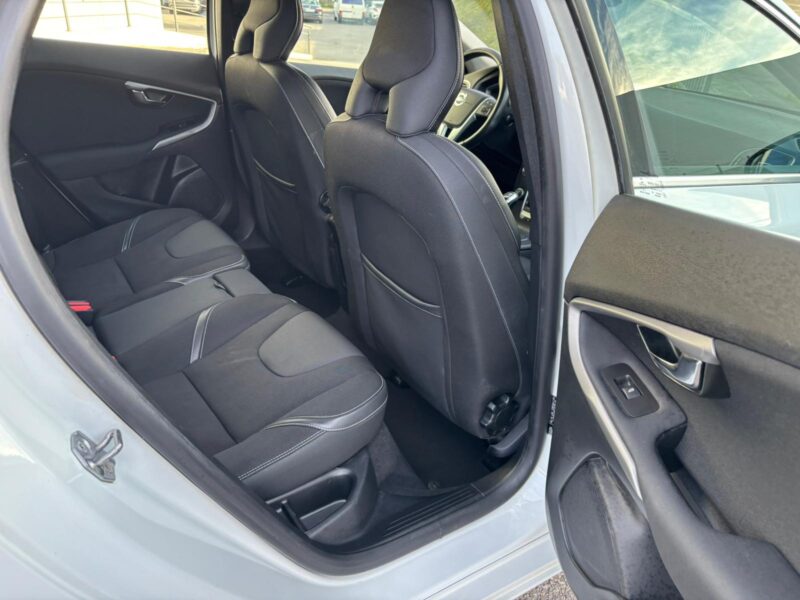 Volvo V40 D2 Momentum