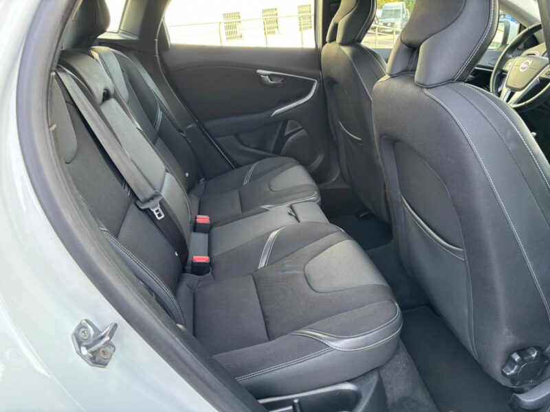 Volvo V40 D2 Momentum