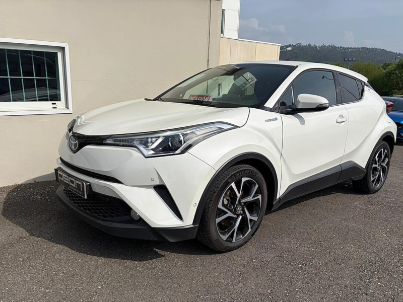 TOYOTA C-HR 1.8i 125H Advance