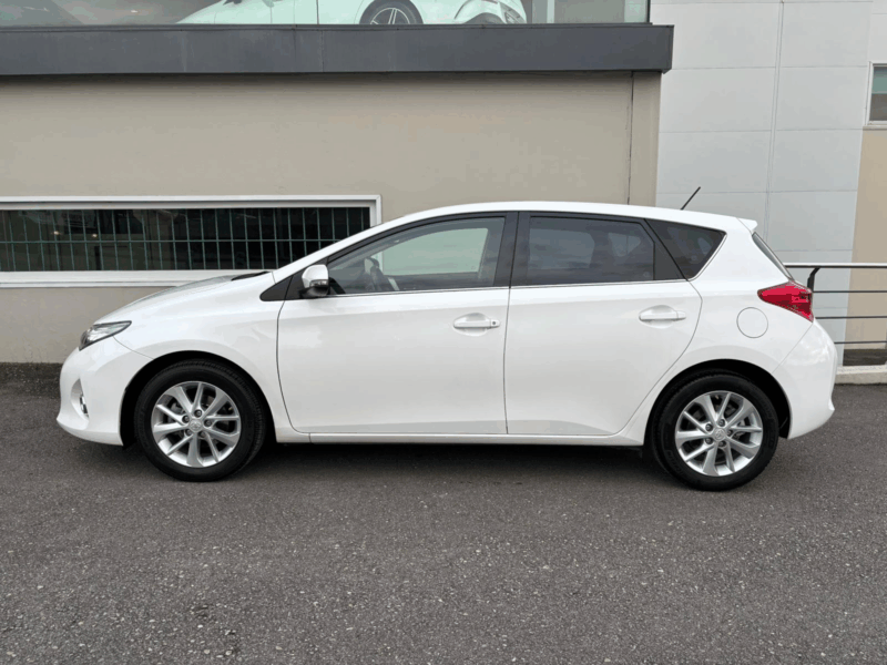 Toyota Auris 130 Active