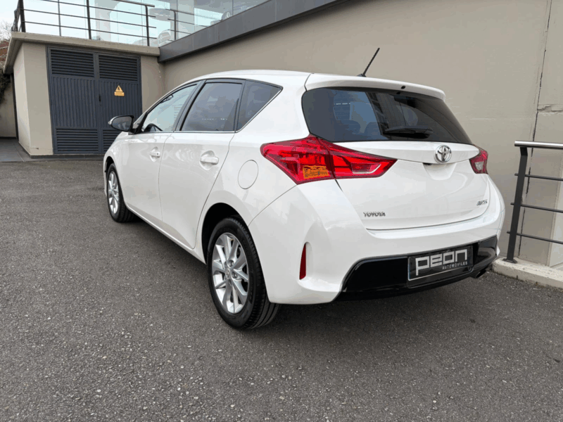 Toyota Auris 130 Active
