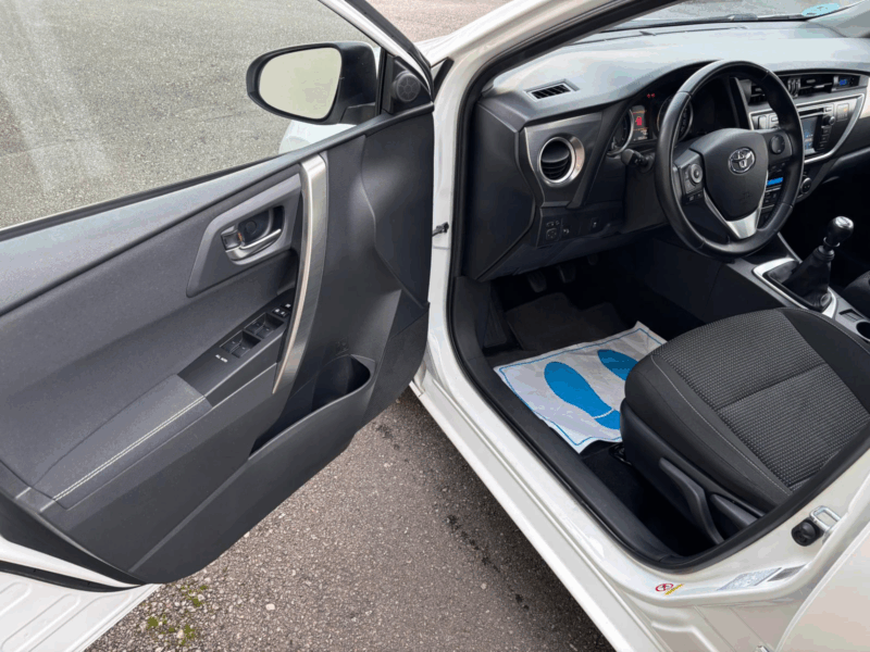 Toyota Auris 130 Active