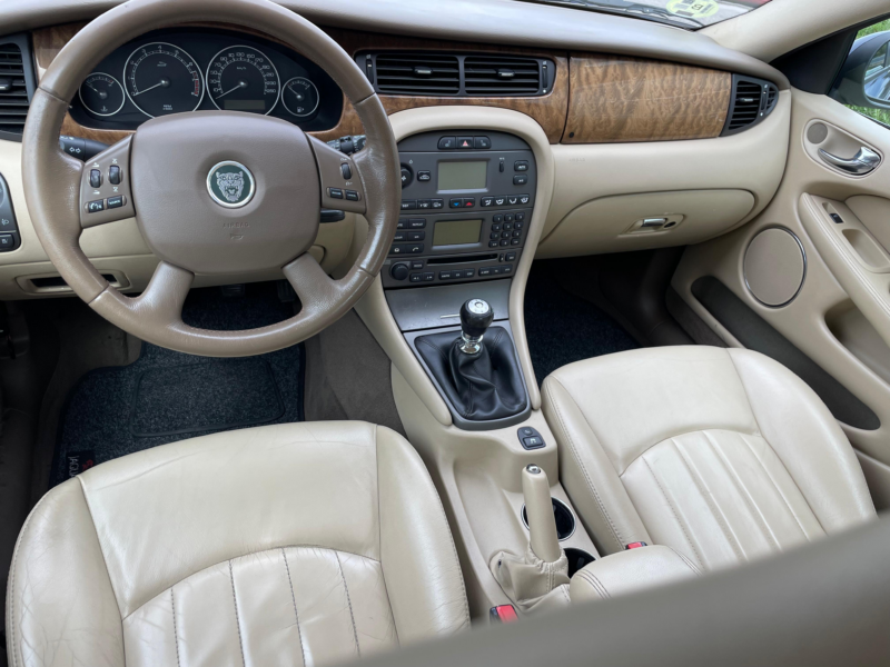Jaguar X-Type 2.0 Luxury