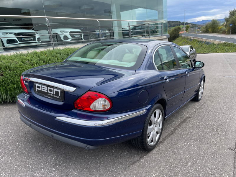 Jaguar X-Type 2.0 Luxury