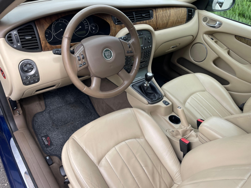 Jaguar X-Type 2.0 Luxury