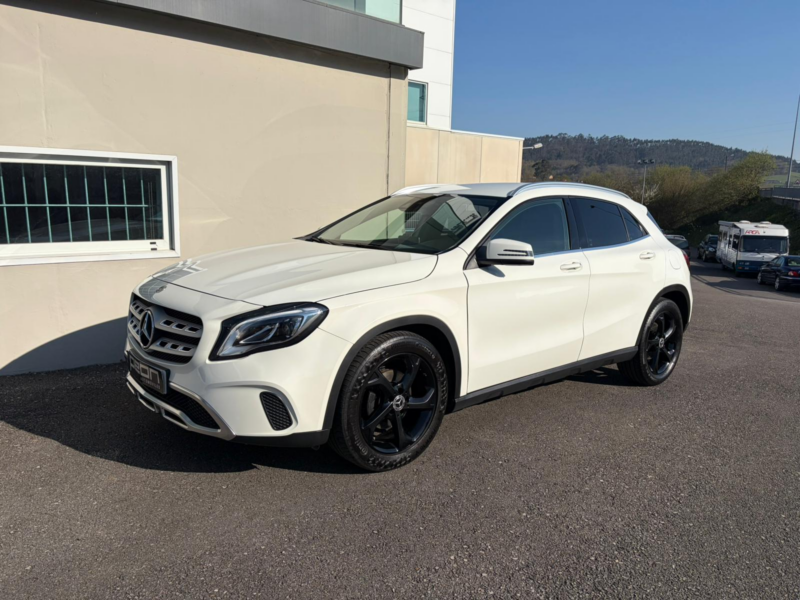 Mercedes-Benz GLA 200d 7G Urban