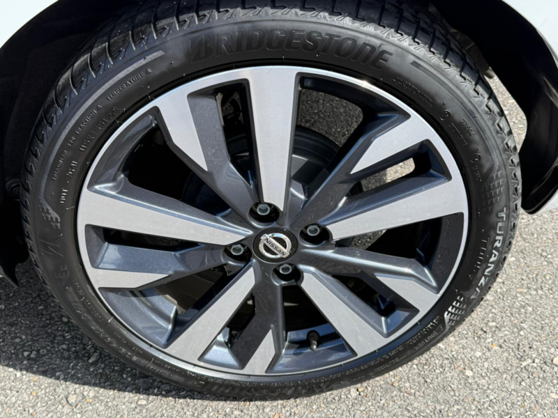 Nissan Micra IG-T Tekna 5p