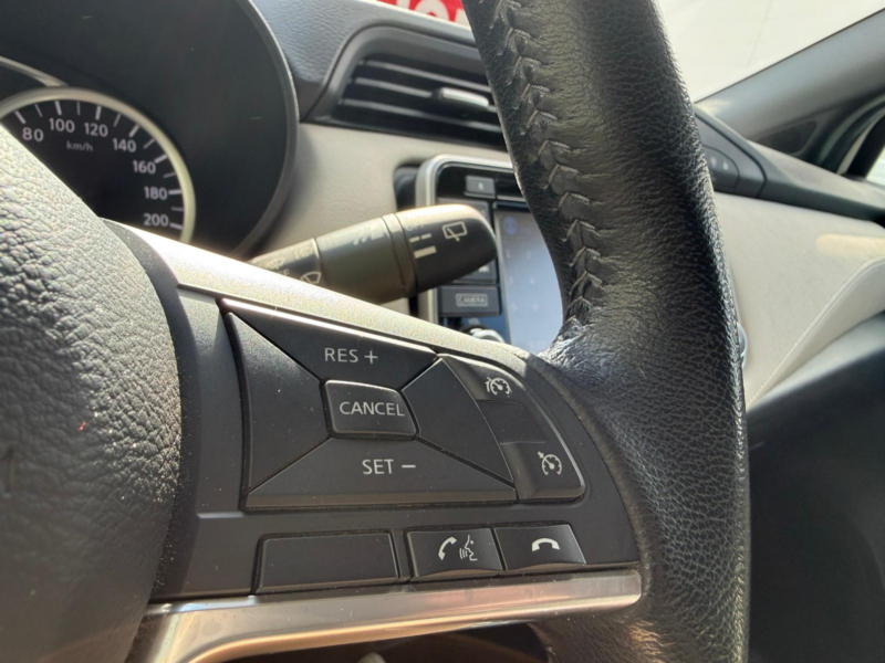 Nissan Micra IG-T Tekna 5p