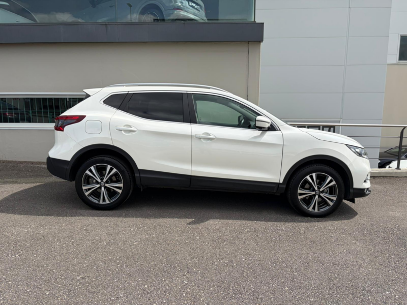 Nissan Qashqai 1.3i DIGT NCONNECTA