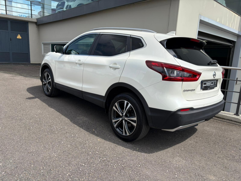 Nissan Qashqai 1.3i DIGT NCONNECTA