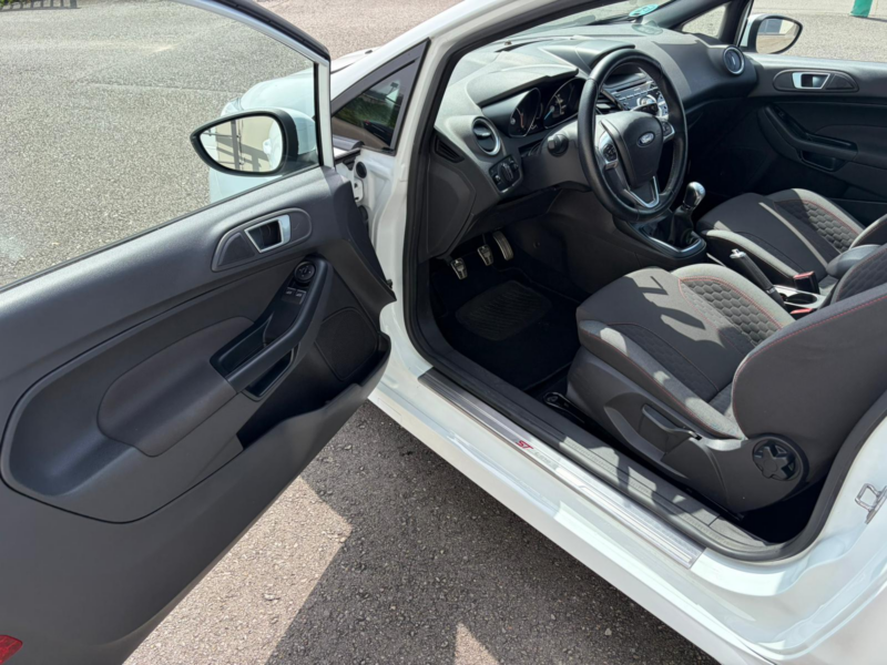 Ford Fiesta 1.5 TDCI 3p ST-Line